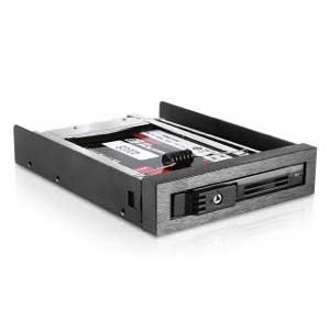 iStarUSA T-35K25V-SA Trayless 3.5in to 2.5in SATA 6Gb/s HDD/SSD Hot-swap Rack.